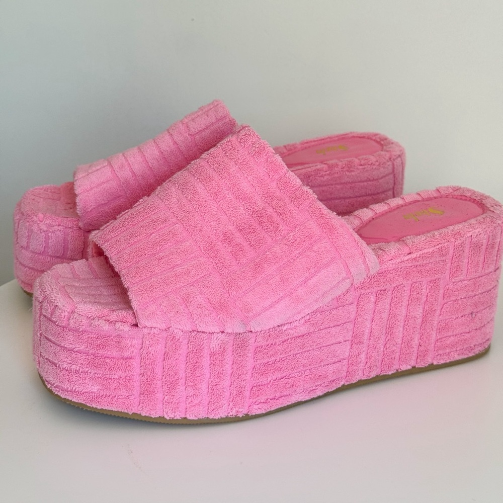 Pink Platform Sandals - Picture 2 of 4